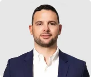 Dr. Benjamin Krasne is a board-certified anesthesiologist.