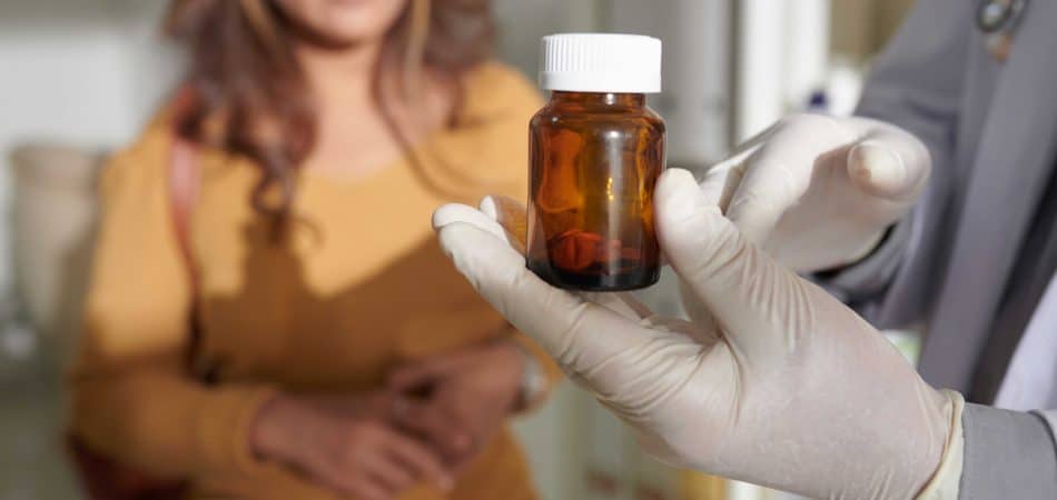 doctor discussing about glutathione to patient
